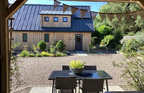 Larchwood Lodge - Photo 3