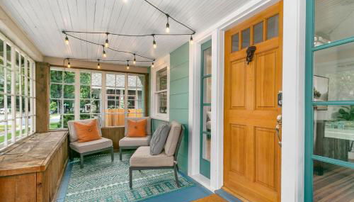 Downtown Abode with Hot Tub - Walk to CSU & Old Town - Foto 3