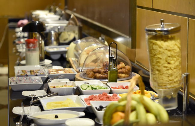 Emirates Stars Hotel Apartments Dubai - Photo 61