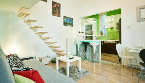 Studio Apartment Green Wall - Foto 3