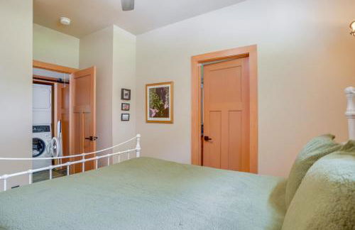 Modern Nellysford Getaway with View Deck and Fire Pit - Foto 16