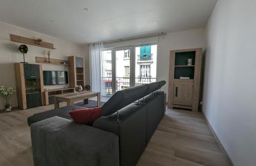 Appartement entièrement rénové au centre de Longwy - Foto 1