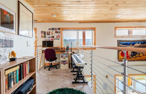 Secluded Private Retreat with Cabin & Vintage Airstream - Foto 27