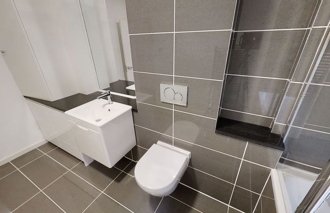 Centrally Located Budget Apartment, 3mins to Tube - Photo 10