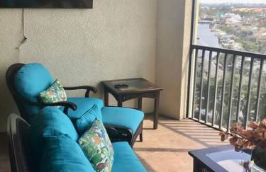 Luxury Condo at Cape Harbour Marina, Water Views! - Foto 53