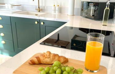 Waterside House - Luxury Home near Alton Towers & Trentham - Free Parking & Garden - Foto 15