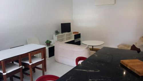 Apartamento con parking gratuito a 500 m de la playa - Photo 5