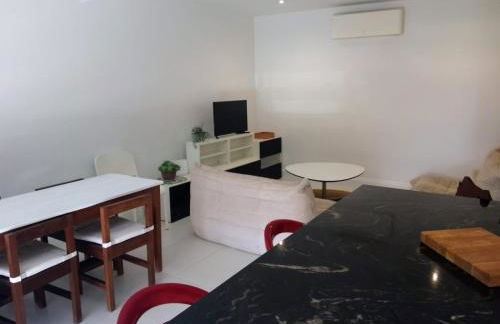 Apartamento con parking gratuito a 500 m de la playa - Photo 5