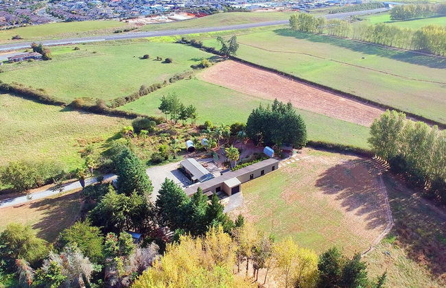 Morning Calm Lodge Limited - Photo 15