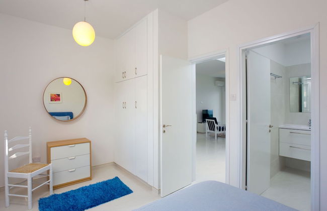 Limassol on the Beach Apartment - Foto 8