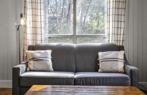 River Access Fire Pit BBQ Deck Sleeps 8 - Foto 12