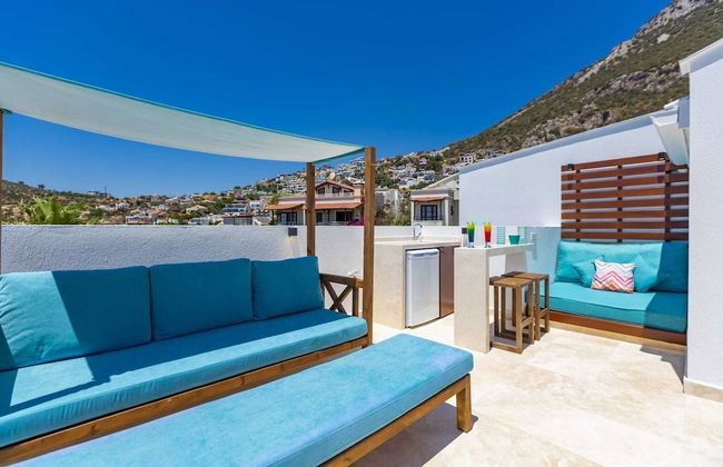 Luxurious 3 bed Villa Located in Kasantalya Turkey With Private Pool and gym - Photo 57