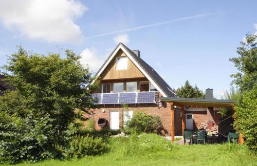 Spacious Holiday Home in Neukirchen - Foto 8