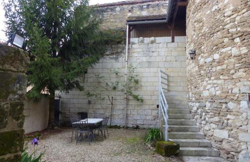 La tour du logis, gîte 4 * à 15 min du Futuroscope - Foto 18