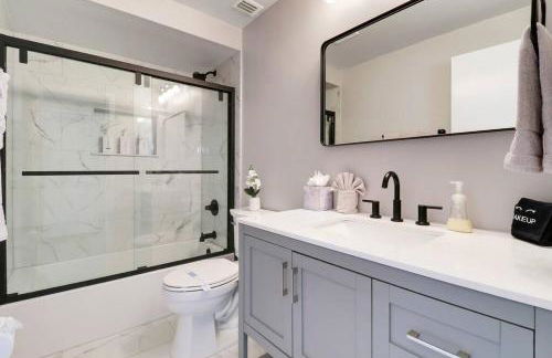 Private Cottage in West Palm Beach Florida - Photo 25