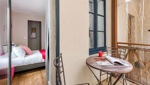 Suite de caractère 2 chambres & détente balnéo - Foto 5