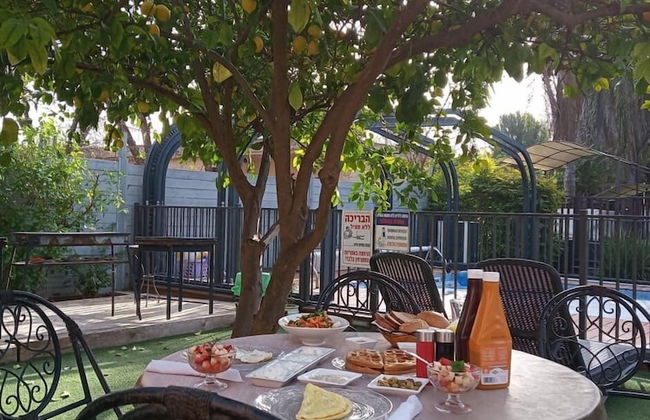 Love & Lemons - Photo 29