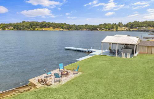 Lakefront Getaway with Dock Pool Sunset Games - Foto 72