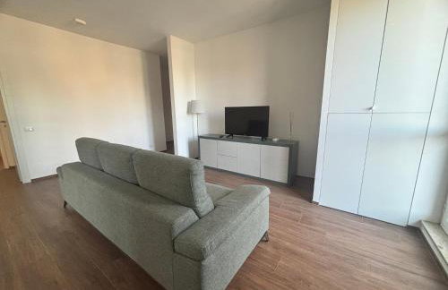 Grazioso appartamento Peschiera Borromeo a 10 minuti in auto da Milano, aeroporto Linate e ospedale Cardiologico e di San Donato - Photo 1