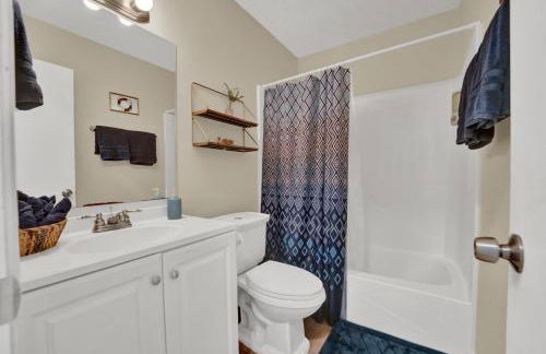 Modern Getaway North of Panama City Beach - Photo 32