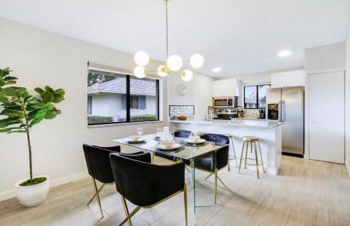 The Bougie Bungalow, PGA - Photo 11