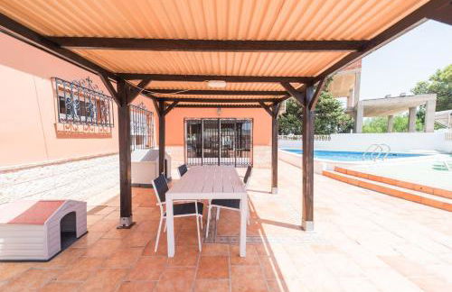 Expoholidys- Chalet privado en Castell del Rey - Foto 9