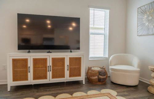 Brand New Designer Home - 5 minutes from East Port - Foto 17