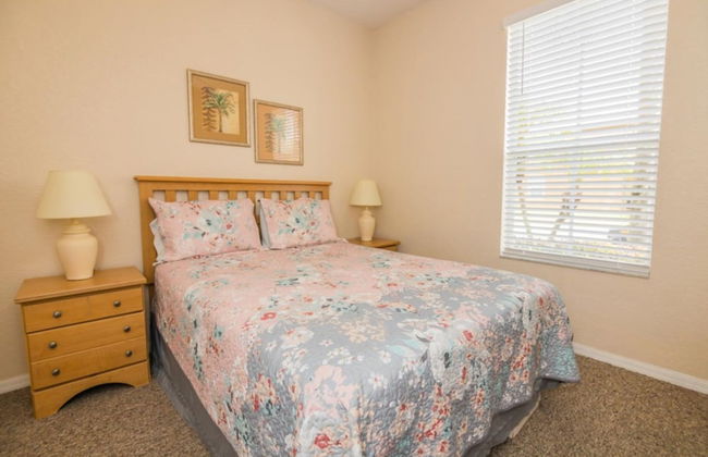 Lynval's Regal Palms Resort Townhome - Photo 1