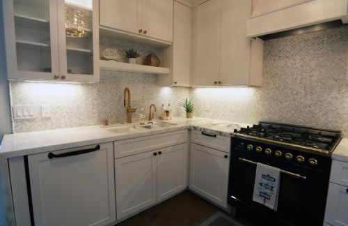 La Jolla Beach Villa Gem - Photo 10