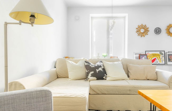 Spacious apt on Tranquil Courtyard - Foto 3