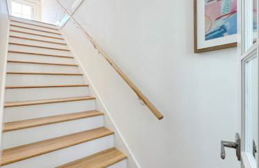 Classy 3-Story Downtown Apt - Great Location - Foto 20