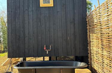 'Russet' Hut on fruit farm - Foto 23