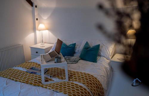 The Old Plough, mix of 1 bed and 3 bed units, rustic charm, super king bed or twins, en-suite, secure parking - Foto 49