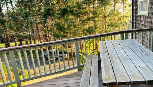 Contemporary House with Ocean View Decks - Photo 4, Garden view