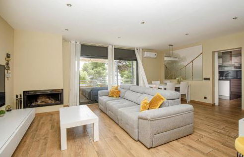 Pet Friendly Home In Santa Susanna - Foto 3