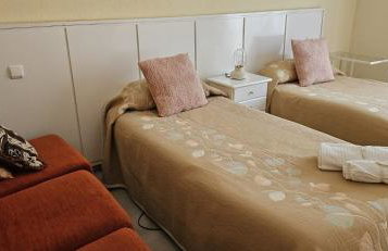 Bonito piso con jardines y piscina - Foto 23