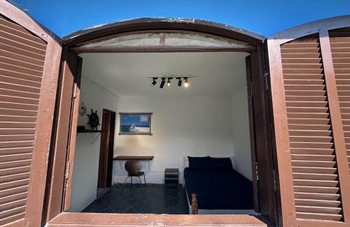 Baleia Pé na Areia - Foto 8