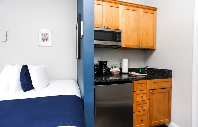 Maverick Suites at 400 Columbus Ave - Foto 54