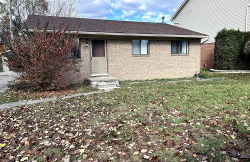 A Gem Central to Canton, Westland Livonia - Foto 5