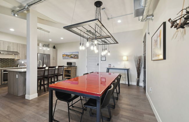 Graffiti & Skyline | RiNo Art Lofts - Foto 24