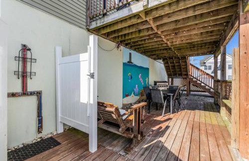 Game Room, Kayaks, Steps to the Ocean! - Photo 19