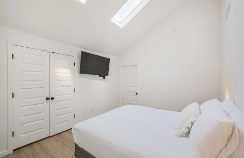 Oak Forest Retreat Sleeps 13 Near Heights - Foto 8