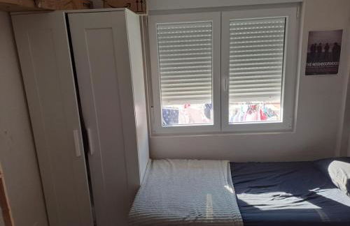 Habitación o piso entero dependiendo de la negociación - Foto 4