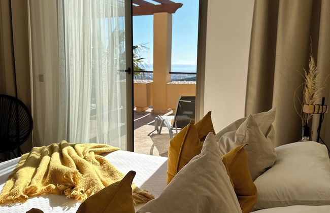 Apartment Sleeps 6 With Private Garden - Photo 2