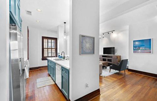 Historic loft in the heart of lively downtown Galveston and close to the Strand - Foto 2