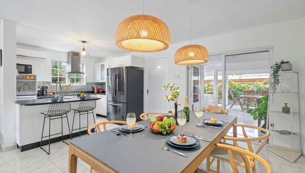 NEW 4br3ba Villa Near Eagle Beach w Private Pool - Foto 2, Habitación