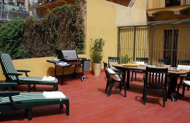 AinB Las Ramblas-Guardia Apartments - Photo 44