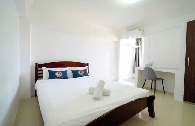 RQ Suvarnabhumi Airport by Collection O - Photo 8