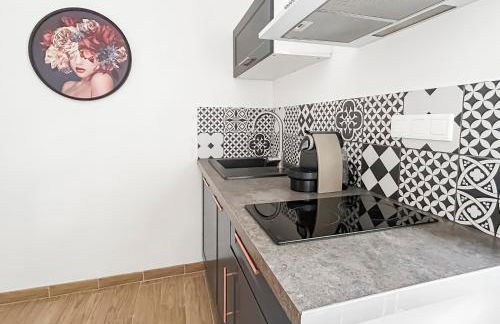 Studio douillet, proche tram & bus - Photo 12