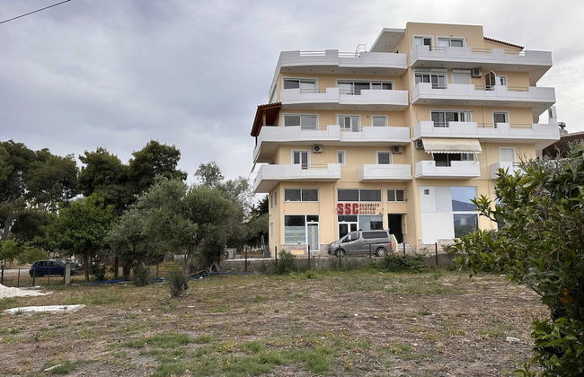 VerGian Brand New Apt at Agioi Theodoroi - Foto 42